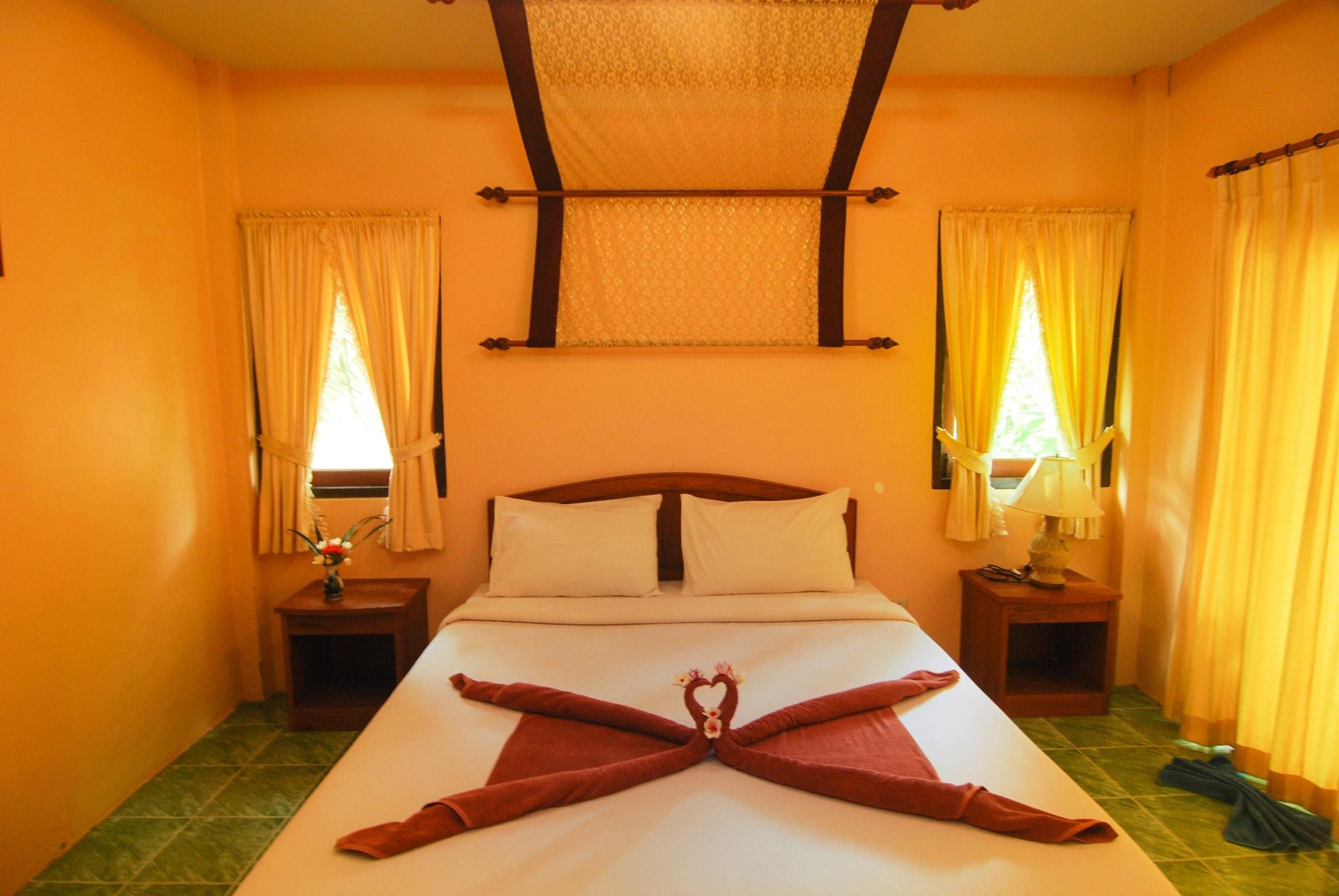Dream Team Beach Resort Ко-Ланта Экстерьер фото