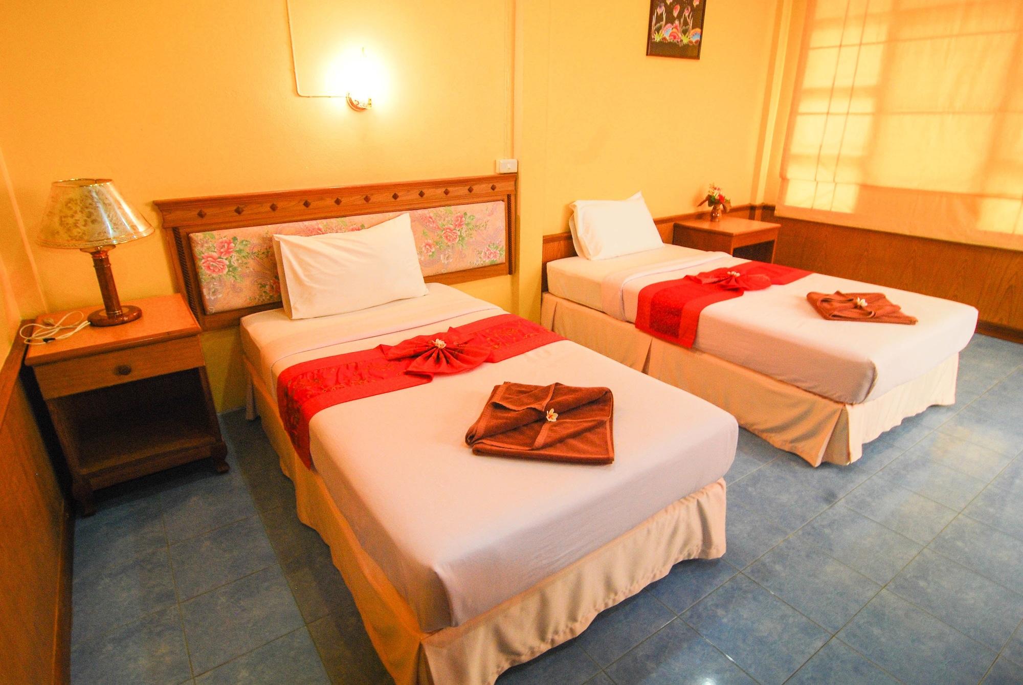 Dream Team Beach Resort Ко-Ланта Экстерьер фото