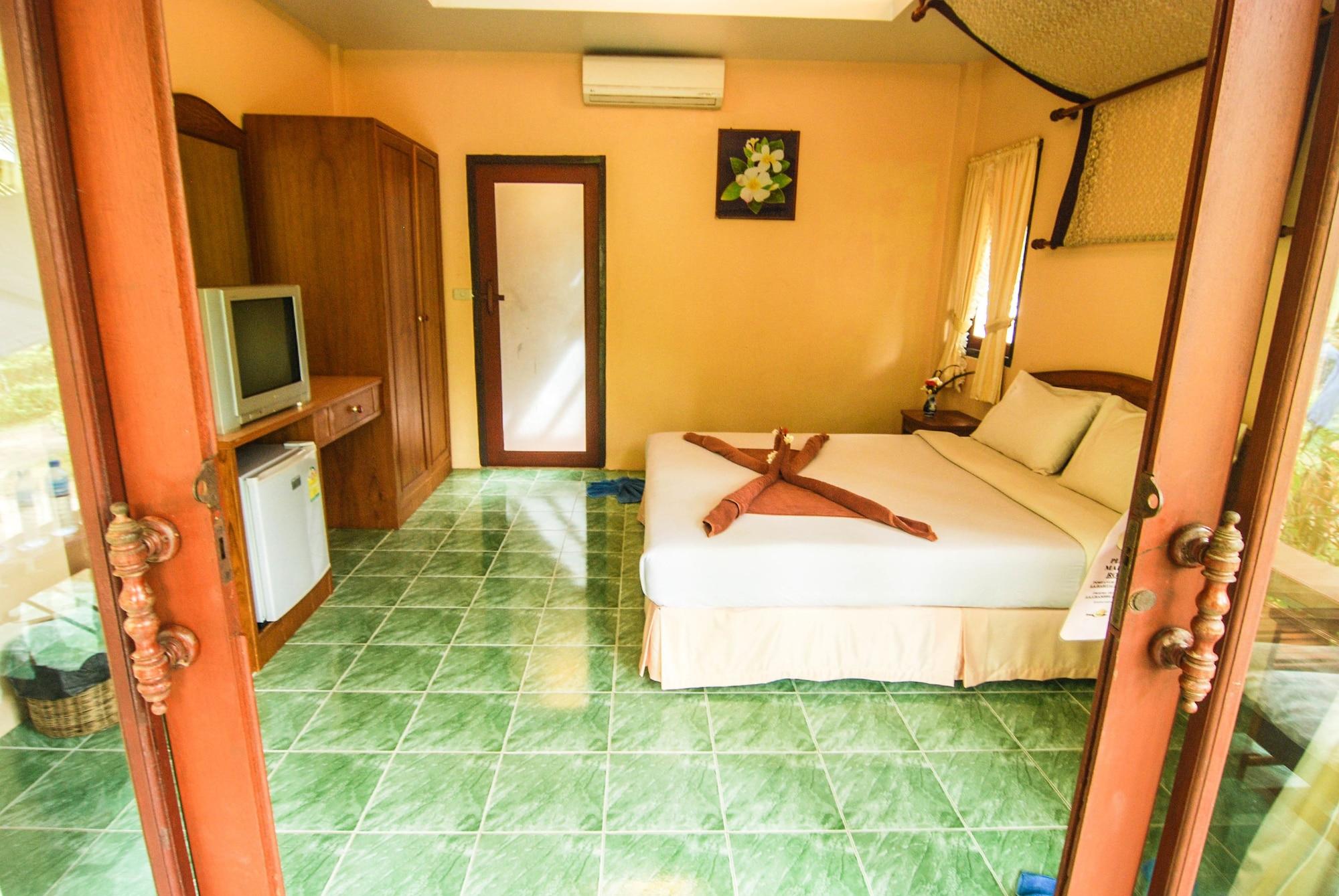 Dream Team Beach Resort Ко-Ланта Экстерьер фото