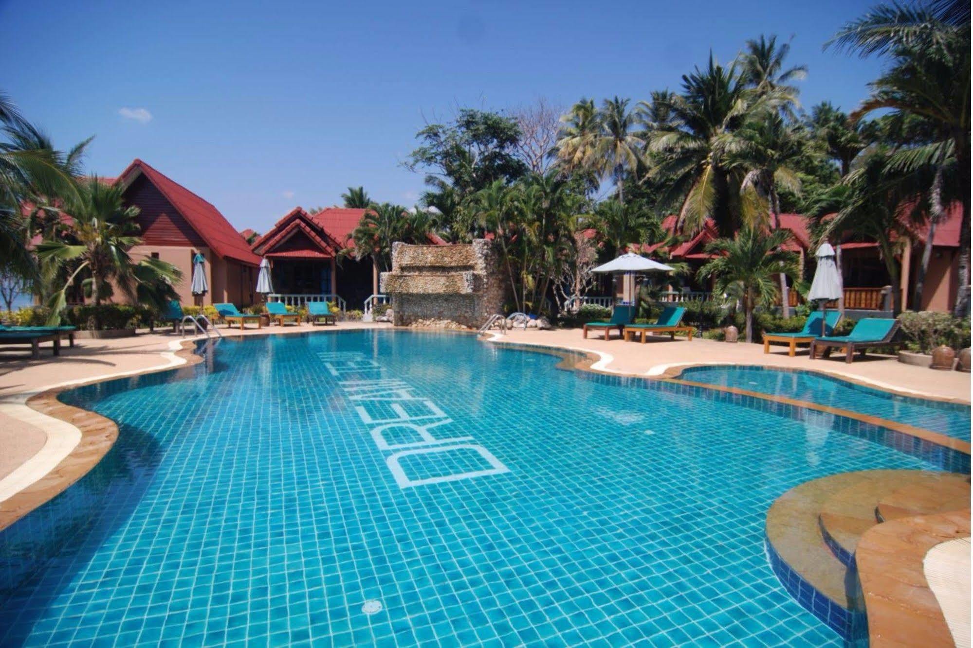 Dream Team Beach Resort Ко-Ланта Экстерьер фото